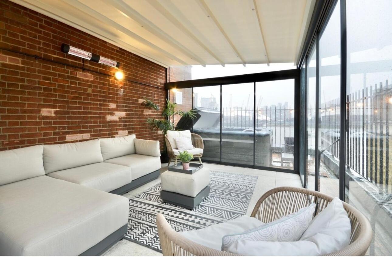 3 X Bedroom Riverside Flat With Hot Tub On Roof Terrace Londýn Exteriér fotografie
